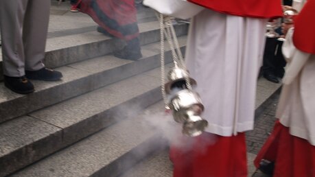 Einführung des neuen Erzbischofs (DR)