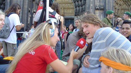 800.000 Jugendliche aus aller Welt zu Besuch in Köln und das Domradio mittendrin: Der Weltjugendtag 2005. / © DOMRADIO.DE (DR)