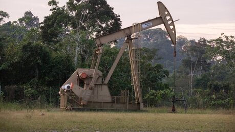 Ecuador setzt auf Erdölförderung: Schwarzes Gold statt grüne Vielfalt / © Achim Pohl (Adveniat)