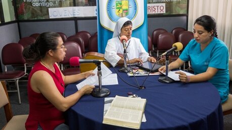 Die Frohe Botschaft für den Urwald: Das Vikariat Puyo im Osten Ecuadors hat eine eigene Radiostation / © Achim Pohl (Adveniat)