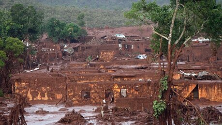 Dammbruch in Minas Gerais: Eine der größten Umweltkatastrophen Brasiliens / © Neno Vianna (dpa)