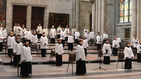 Eindrücke aus dem Pontifikalamt am Gaudete-Sonntag / © Beatrice Tomasetti (DR)