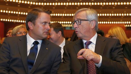  EU-Kommissionspräsident Jean-Claude Juncker und Luxemburgs Premierminister Xavier Bettel / © Ralph Orlowski (dpa)