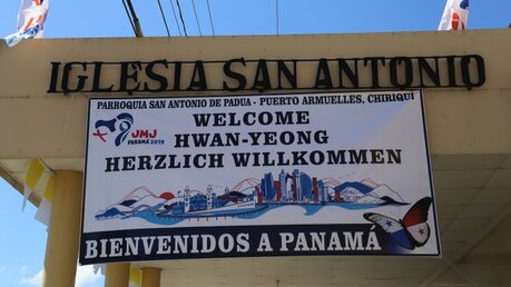 Gemeinde San Antonio heißt die deutschen Pilger willkommen. / © Katharina Geiger (DR)