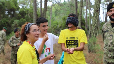 Tage der Begegnung: Jugendliche im Wald von São Jacinto (Bistum Aveiro) / © Elena Hong (DR)