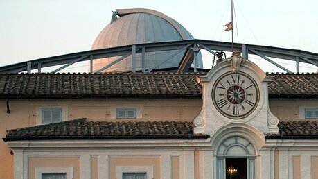 Päpstliche Sternwarte in Castel Gandolfo / © Michael Kappeler (dpa)