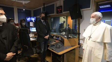 Papst besucht Radio Vatican / © Osservatore Romano (Vatican News)