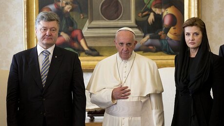Ehepaar Poroshenko beim Papst / © Alessandra Tarantino  (dpa)