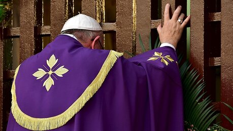 Papst bei Eröffnung des Heiligen Jahres / © Guiseppe Cacace (KNA)