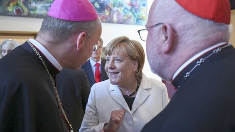Sankt Michael-Jahresempfang: Die Kanzlerin im Gespräch (KNA)