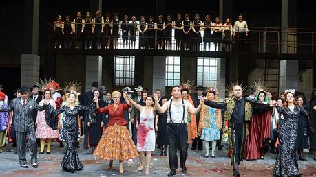 Szenen aus der Oper "Carmen" im Staatenhaus / © Tomasetti (DR)