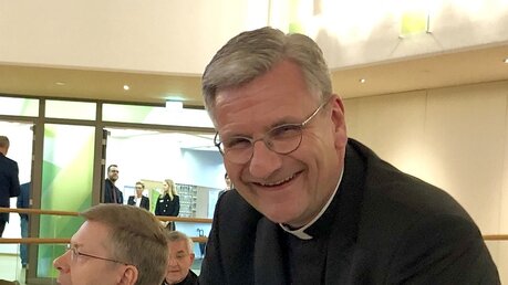 und auch Kölns Weihbischof Dominikus Schwaderlapp / © Ingo Brüggenjürgen (DR)