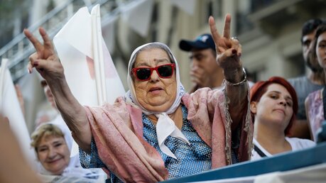 Hebe de Bonafini, Vorsitzende der Madres de Plaza de Mayo, im Alter von 93 Jahren gestorben / © Victor R. Caivano (dpa)