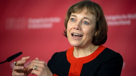 Annette Kurschus, Ratsvorsitzende der EKD / © Sina Schuldt (dpa)