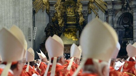 Kardinäle wählen im Konklave den Papst (epd)