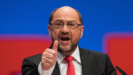 Energisch auf dem SPD-Parteitag: Martin Schulz / © Guido Kirchner (dpa)