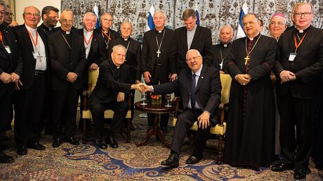 Bischöfe der CCEE zu Besuch bei Israels Staatspräsident Reuven Rivlin / © Andrea Krogmann (KNA)