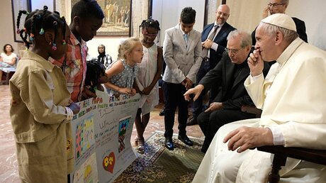 Papst verlegt den Weltflüchtlingstag / © Osservatore Romano/Romano Siciliani (KNA)