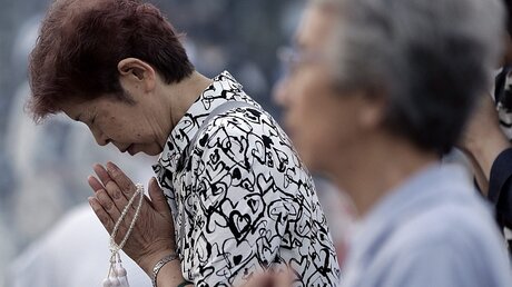 Japaner gedenken dem Atombombenabwurf / © Kiyoshi Ota (dpa)