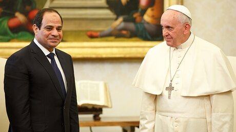 Papst Franziskus trifft den ägyptischen Staatschef Abdel Fattah al-Sisi (Archiv 2014) / © Riccardo Musacchio (KNA)