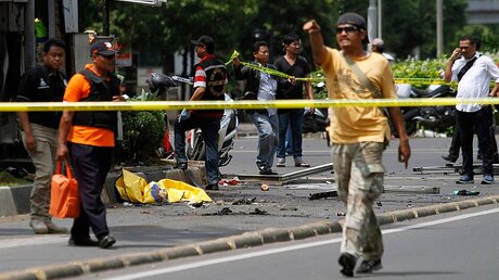Gewalt in Indonesien / © Roni Bintang (dpa)