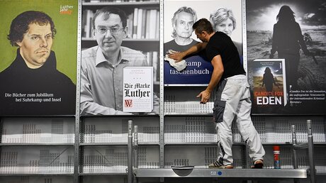 Die Frankfurter Buchmesse startet  / © Arne Dedert (dpa)