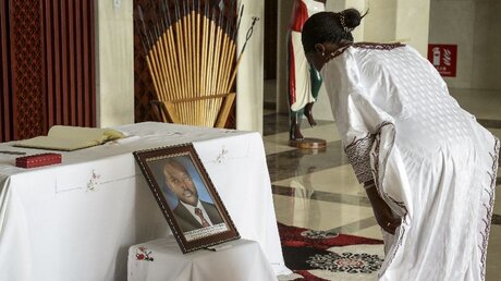 Burundis scheidender Präsident Pierre Nkurunziza stirbt / © Berthier Mugiraneza (dpa)