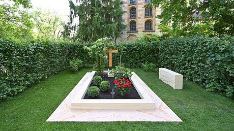 Das Grab des Altkanzlers Helmut Kohl im Speyerer Adenauerpark / ©  Klaus Landry (epd)