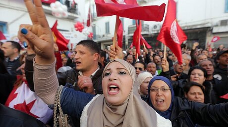 Demonstration in Tunis  / © Mohamed Messara (dpa)