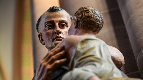 Der heilige Antonius von Padua mit dem Jesuskind / © Harald Oppitz (KNA)