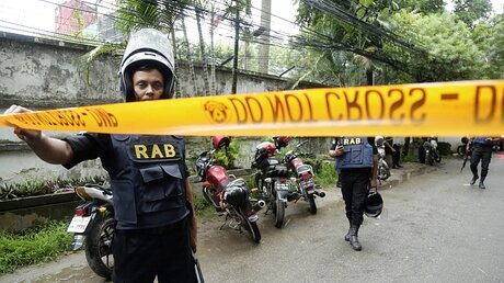 Bei einem Geiseldrama in Dhaka starben viele Menschen / ©  EPA/STRINGER (dpa)
