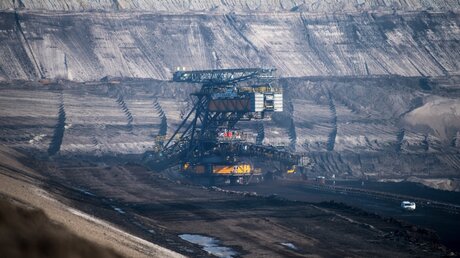 Die Folgen des Bergbaus prägen Südafrika / © Monika Skolimowska (dpa)