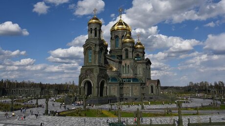 Die neue russische Militärkirche in der Nähe von Moskau / © Ulf Mauder (dpa)