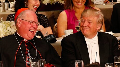 Kardinal Timothy M. Dolan mit Donald Trump (Archiv) / © Gregory A. Shemitz (KNA)
