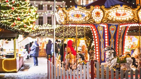 So wird es in diesem Jahr wohl auf keinem Weihnachtsmarkt aussehen / © Kite_rin (shutterstock)