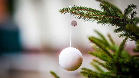 Ein Kugel-Rohling von "Weihnachten weltweit" / © Jonas Brander ("Weihnachten Weltweit")