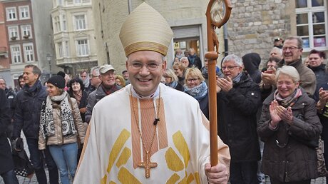 Einführung von Aachens neuem Bischof Helmut Dieser / © Henning Kaiser (dpa)