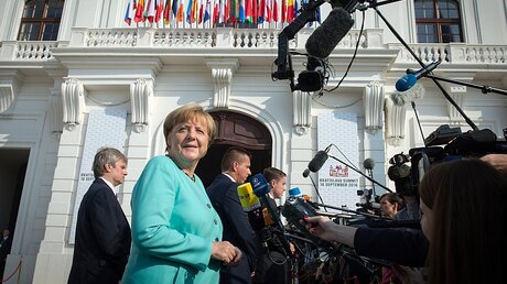 Merkel beim EU-Gipfel in Bratislava / © Guido Bergmann (dpa)