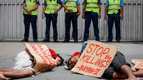 Protestaktion gegen Tötung von angeblichen Drogendealern / © Mark R. Cristino (dpa)