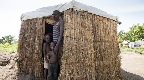 Flüchtlinge in Uganda / © Benoit Doppagne (dpa)