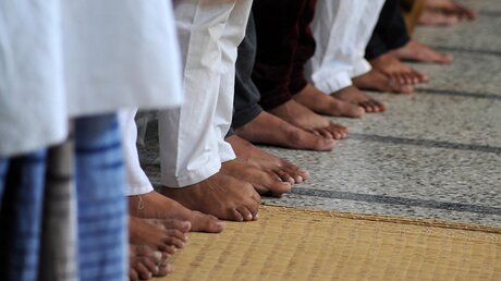 Muslime im Fastenmonat Ramadan / © Prabhat Kumar Verma (dpa)