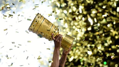 Wer gewinnt den DFB-Pokal? / © Maurizio Gambarini (dpa)