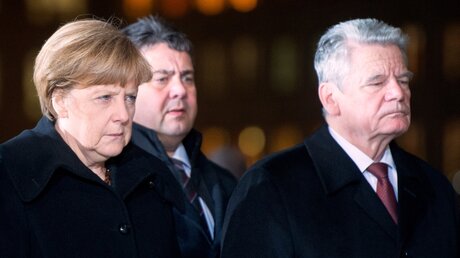 Gauck und Merkel  (dpa)