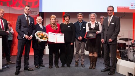Gewinner in der Kategorie Elisabeth-Preis: Die Seniorentagesstätte SenTaBlu aus Bonn / © Barbara Bechtloff (CaritasStiftung im Erzbistum Köln)
