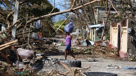 Nach Hurricane "Matthew": Aufräumen auf Haiti / © Orlando Barria (dpa)