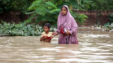Überflutungen in Bangladesch / © amdadphoto (shutterstock)