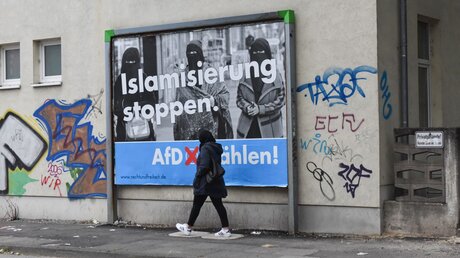 AfD-Wahlplakat "Islamisierung stoppen" / © Harald Oppitz (KNA)