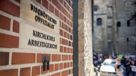 Kirchliches Arbeitsgericht in Münster / © Julia Steinbrecht (KNA)