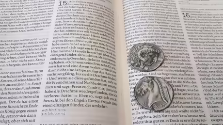 Das Gleichnis von der verlorenen Drachme (Lk 15, 8-10) / &copy; Sr. Emmanuela (privat)