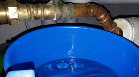 Die Eimer laufen voll / &copy; Sr. Emmanuela (privat)